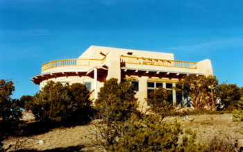 innovative passive solar house with adobe as thermal mass